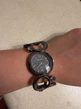 Women's Gray Metal Bracelet Watch